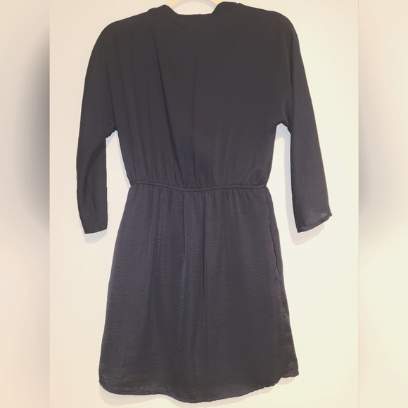 ✨️Any 3 for $15✨️ Zara Woman's XS Navy Wrap Mini Dress with Embellishment - Picture 4 of 5